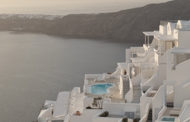 THOLOS LUXURY SUITES
