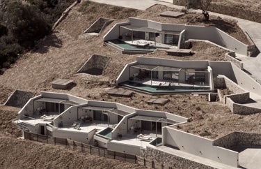 YOMA LUXURY SUITES