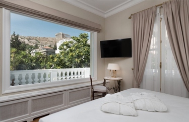 NOBLE SUITES
