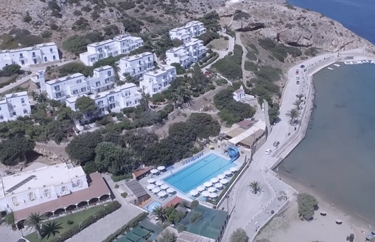 DOLPHIN BAY RESORT