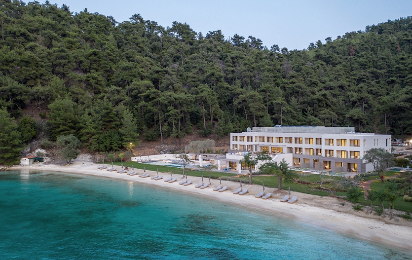 VATHI COVE RESORT